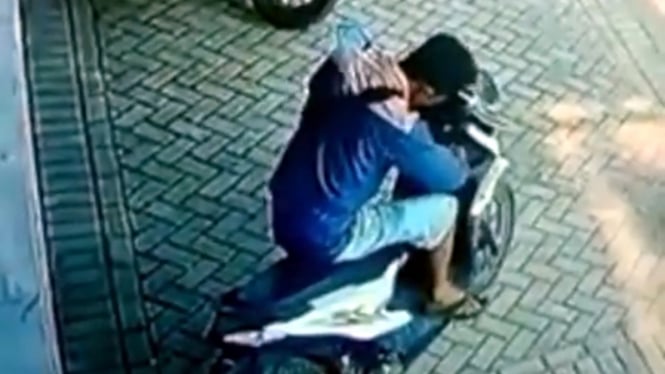 Driver Ojol di Bogor Merasa Sedih karena Motor Dicuri saat Sedang Sholat Berjamaah