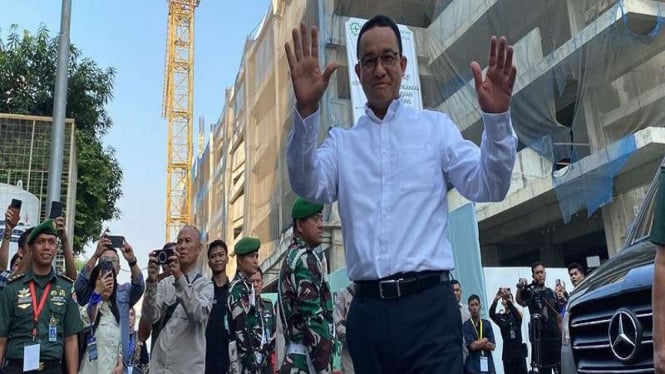 ‘Anies Baswedan, ‘Tukang Pijat’, Menjadi Perhatian Netizen’