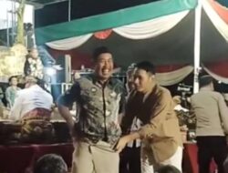 Viral Video Bapak-bapak Berinteraksi dengan Bupati Tuban, Kejadian Lucu Saat Celana Malah Melorot