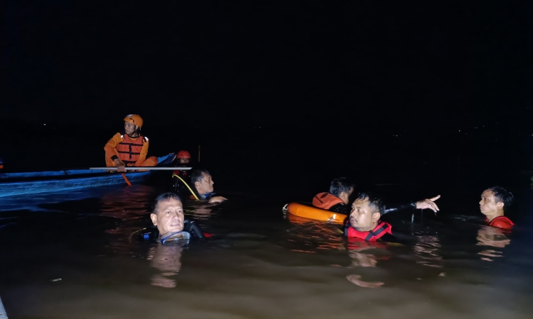 Tragis, Kakek Tewas Mengapung di Rawa Pening setelah Perahunya Terbalik Ketika Memancing