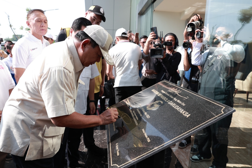 Prabowo Membuka Resmi Akademi Sepak Bola di Bekasi dan Mendukung Semangat Atlet Muda