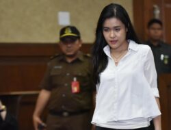 “Bongkarannya: Jessica Wongso Sebenarnya Bekerja di Bidang Farmasi, Tidak Dituduh” – Otto Hasibuan