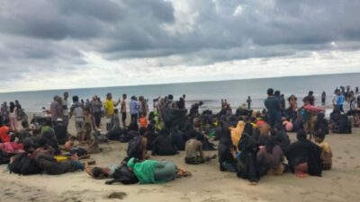 Warga Indonesia Mengaku Tidak Makan Selama 15 Hari, Temukan 200 Liter Beras di Perahu Imigran Rohingya