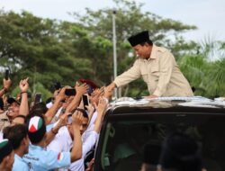 Ngopi Bareng Warga dan Relawan di Kedai Kopi Aceh bersama Prabowo: Rasanya Luar Biasa!