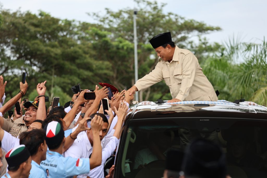 Ngopi Bareng Warga dan Relawan di Kedai Kopi Aceh bersama Prabowo: Rasanya Luar Biasa!