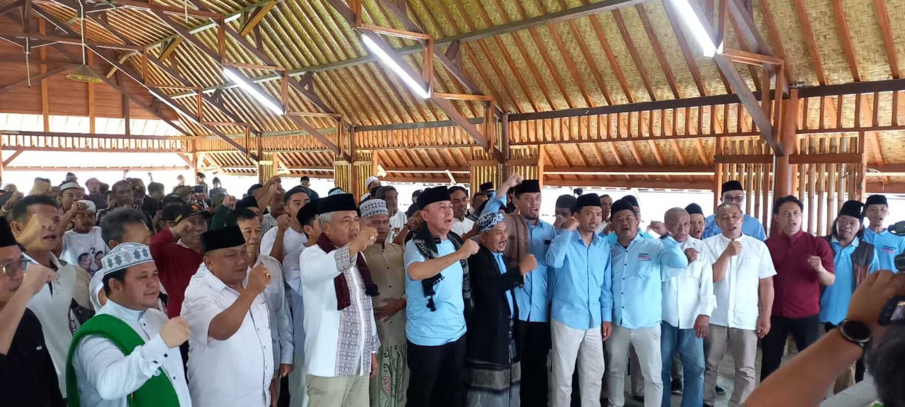 Iwan Bule Mendapat Dukungan Ratusan Ajengan Muda di Ciamis untuk Maju ke Senayan