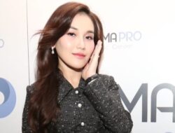 Isu Batal Nikah dengan Lettu Fardhana, Penampilan Ayu Ting Ting Kembali Viral Kurang Menarik