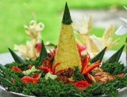 Ribuan Nasi Tumpeng HUT Karawang Dibuang ke Tempat Sampah Demi mencetak Rekor Muri