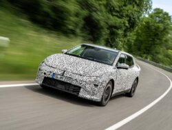 Kia EV4 Mampu Tempuh 9.977 Km di Nurburgring, Baterainya Aman!